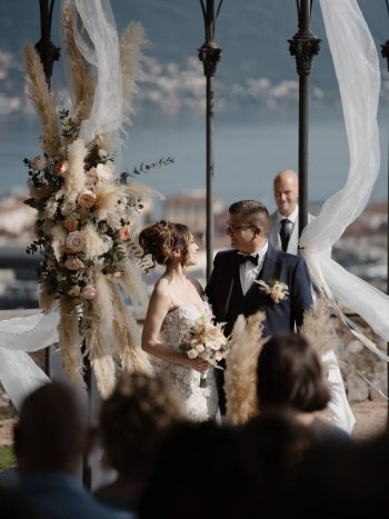 Promesse e sguardi d'amore M&A