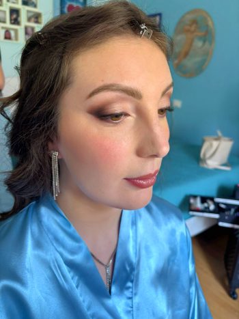 MAKE UP INVITATE