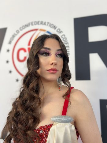 Claudia Make Up