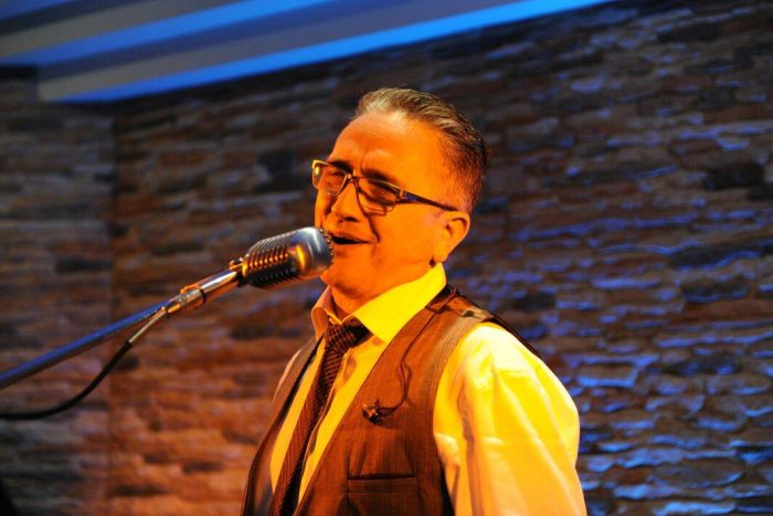 mentre canto
