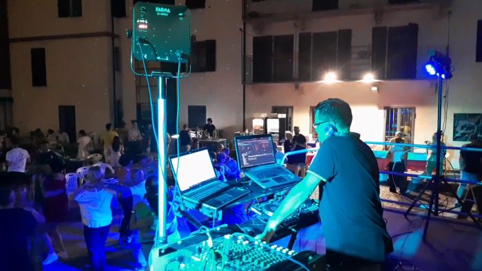 DJ SET
