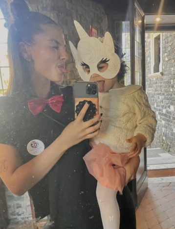 SELFIE TIME