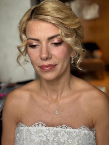 Make Up & Hair