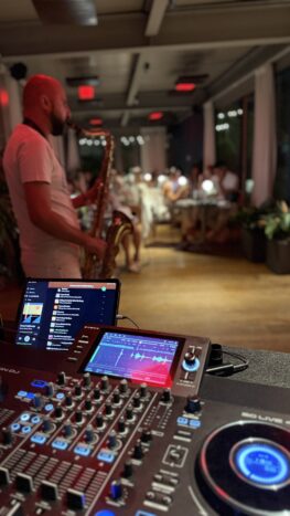 Dj e sax