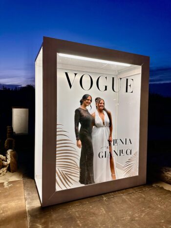 Magazine Booth Cabina Vogue